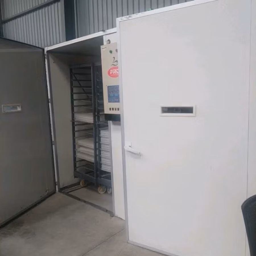 16896 Capacity Incubator